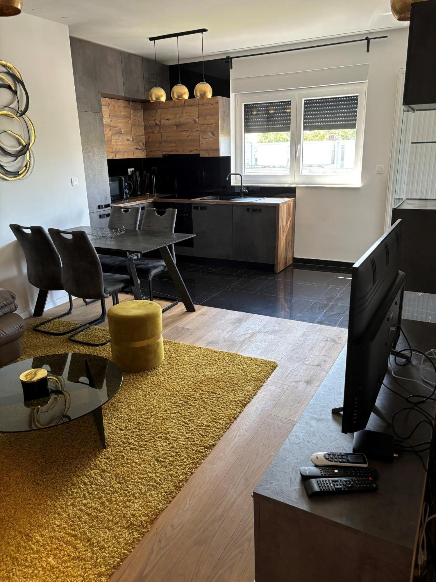 City East Apartment Zagreb With Private Parking Exterior foto